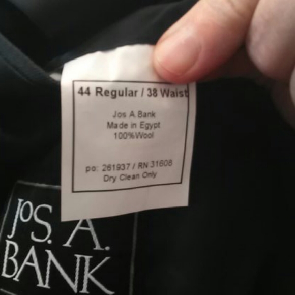 Like New Jos. A. Bank Solid Navy Blue Wool Traveler Suit  44R - Picture 5 of 11